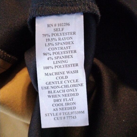 Connected Apparel Knit Color Block Dress - Picture 7 of 9